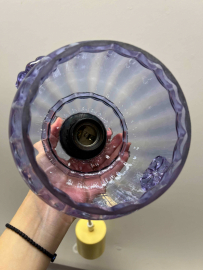 Лампа потолочная, з-д Победа, аметистовое стекло с налепами. Патрон и проводка в раб.сост. Картинка 4